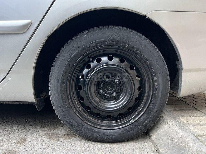 Toyota Corolla 2004, 390,000 km - 1.4 l - Bakı