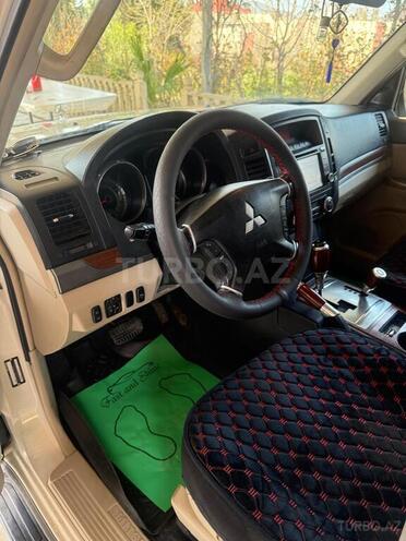 Mitsubishi Pajero 2007, 140,000 km - 3.0 л - Bakı