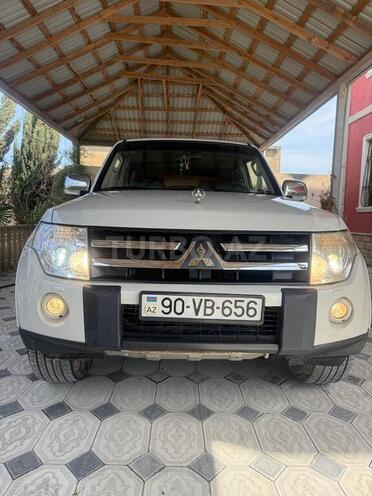 Mitsubishi Pajero 2007, 140,000 km - 3.0 л - Bakı
