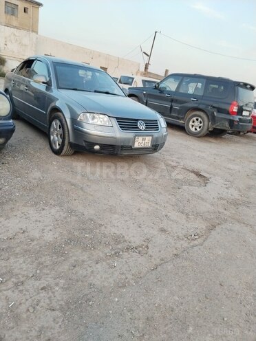 Volkswagen Passat (North America) 2004, 495,200 km - 1.8 l - Sumqayıt