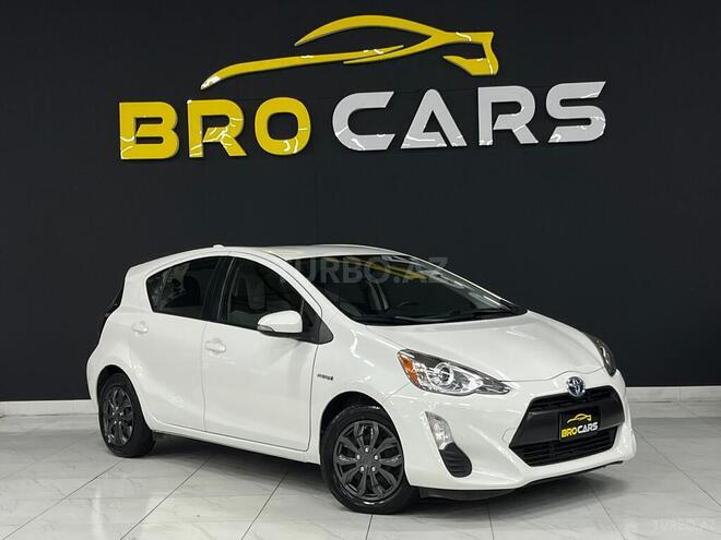 Toyota Prius C 2015, 215,005 km - 1.5 l - Bakı