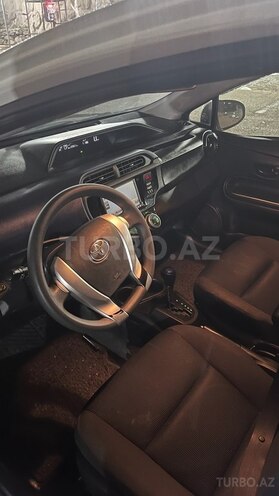 Toyota Aqua 2015, 165,000 km - 1.5 l - Bakı