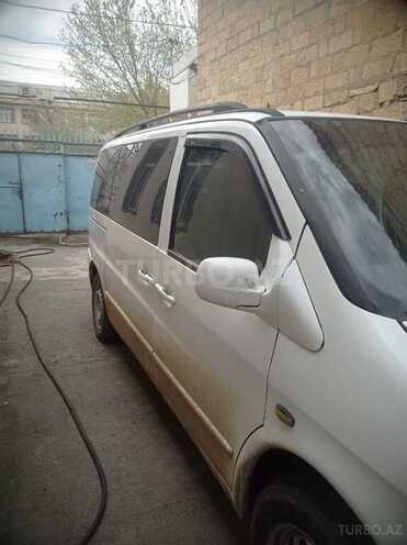 Mercedes Vito 1999, 350,000 km - 2.2 л - Yevlax