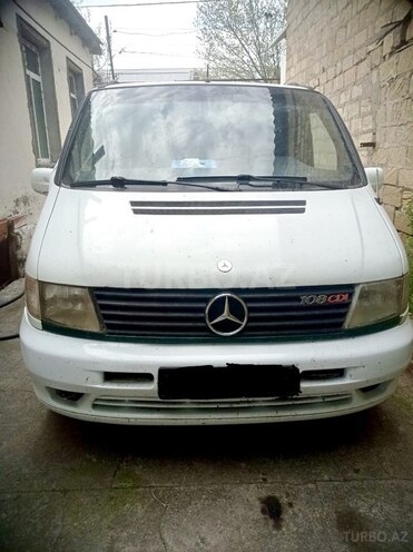 Mercedes Vito 1999, 350,000 km - 2.2 л - Yevlax