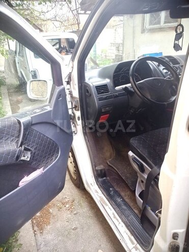 Mercedes Vito 1999, 350,000 km - 2.2 л - Yevlax