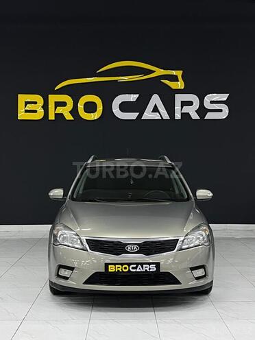 Kia Ceed 2010, 196,000 km - 1.6 л - Bakı
