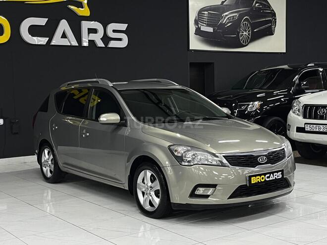 Kia Ceed 2010, 196,000 km - 1.6 л - Bakı