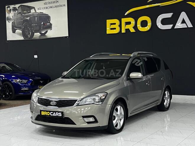 Kia Ceed 2010, 196,000 km - 1.6 л - Bakı