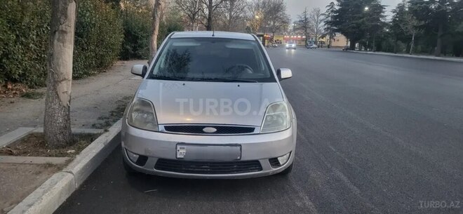 Ford Fiesta 2005, 324,000 km - 1.4 l - Gəncə