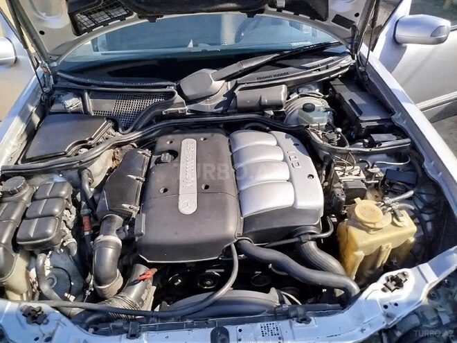 Mercedes E 220 d 2001, 309,000 km - 2.2 л - Sabirabad
