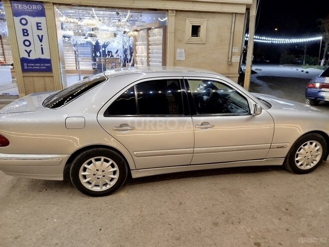 Mercedes E 220 d 2001, 309,000 km - 2.2 л - Sabirabad
