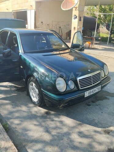 Mercedes E 230 1996, 482,727 km - 2.3 l - Kürdəmir
