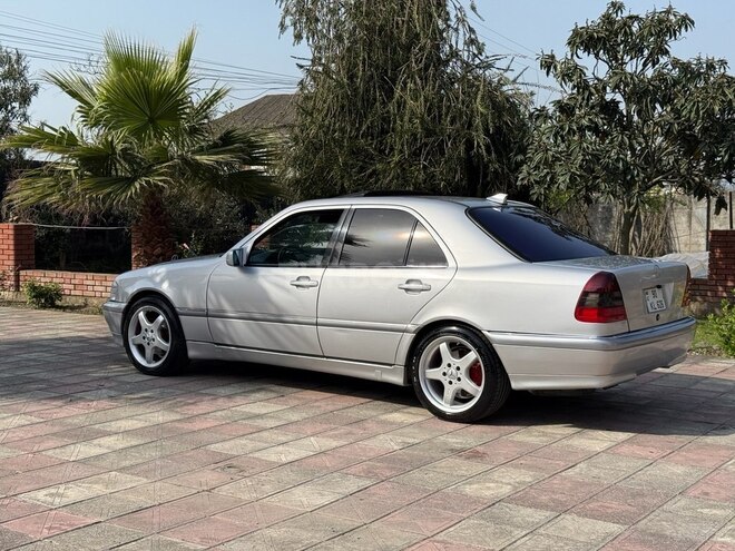 Mercedes C 240 1998, 219,000 km - 2.4 l - Astara