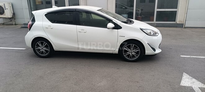 Toyota Aqua 2019, 106,000 km - 1.5 l - Bakı