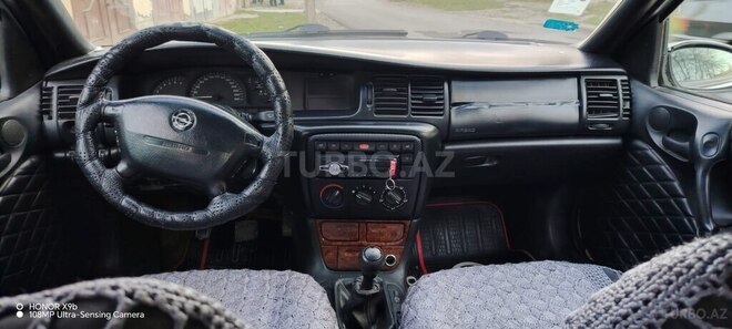 Opel Vectra 1997, 330,000 km - 1.8 l - Mingəçevir