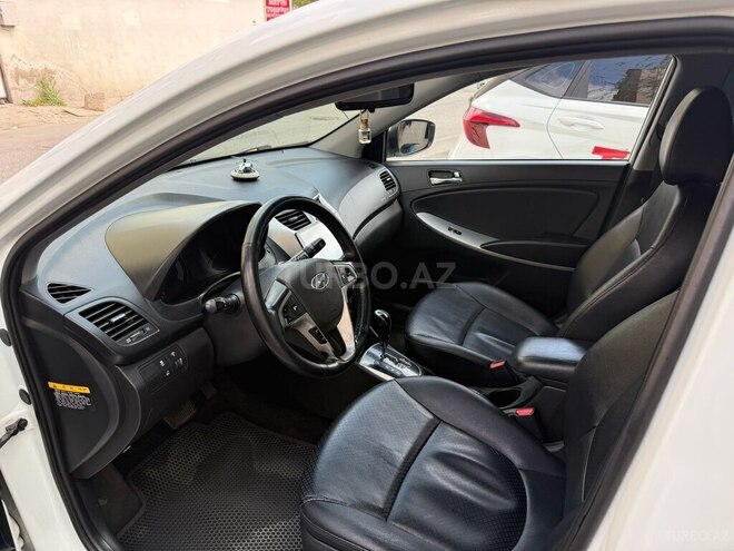 Hyundai Accent 2013, 102,000 km - 1.6 l - Bakı