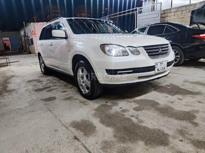 Mitsubishi Airtrek 2002, 277,000 km - 2.0 л - Bakı