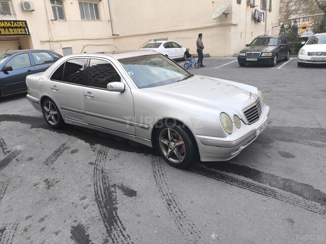 Mercedes E 280 2000, 416,500 km - 2.8 l - Bakı