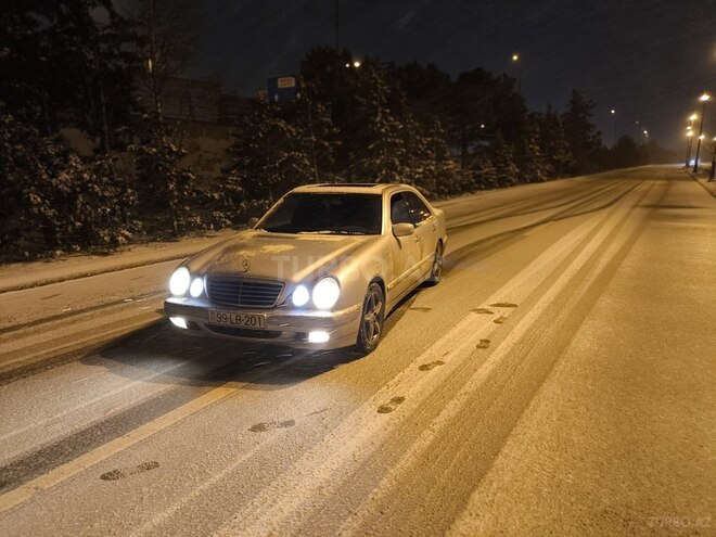 Mercedes E 280 2000, 416,500 km - 2.8 l - Bakı