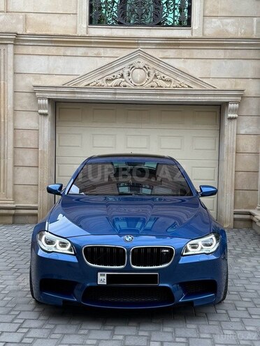 BMW M5 2013, 83,000 km - 4.4 l - Bakı