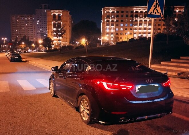 Hyundai Elantra 2014, 130,000 km - 1.8 л - Bakı