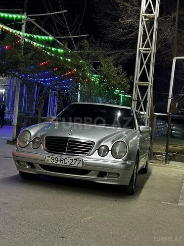 Mercedes E 200 2000, 300,000 km - 2.0 l - Şirvan