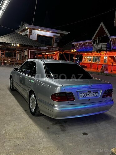 Mercedes E 200 2000, 300,000 km - 2.0 l - Şirvan