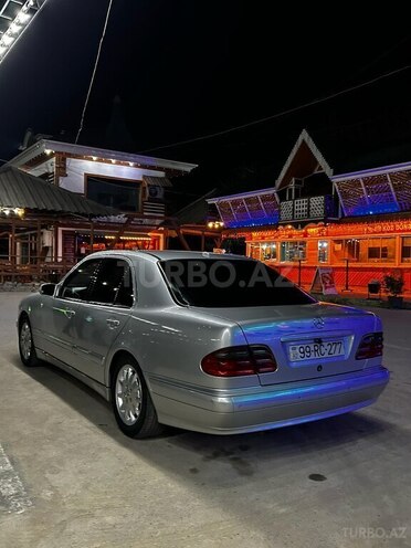 Mercedes E 200 2000, 300,000 km - 2.0 l - Şirvan