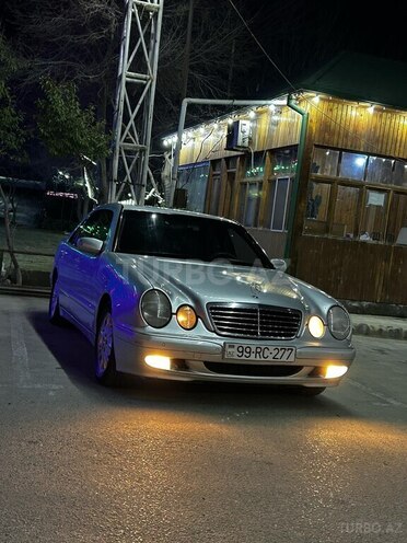 Mercedes E 200 2000, 300,000 km - 2.0 l - Şirvan