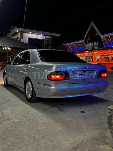 Mercedes E 200 2000, 300,000 km - 2.0 l - Şirvan