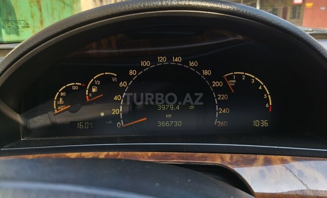 Mercedes S 320 2001, 366,000 km - 3.2 l - Bakı