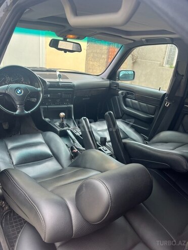 BMW 525 1994, 470,000 km - 2.5 l - Bakı