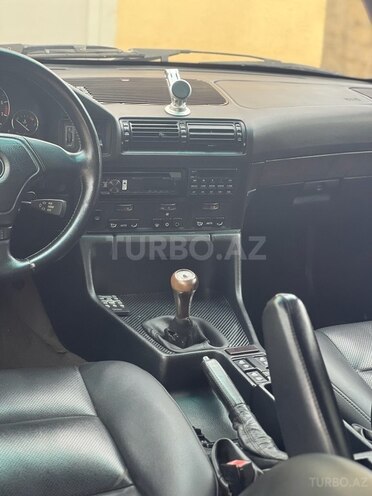 BMW 525 1994, 470,000 km - 2.5 l - Bakı