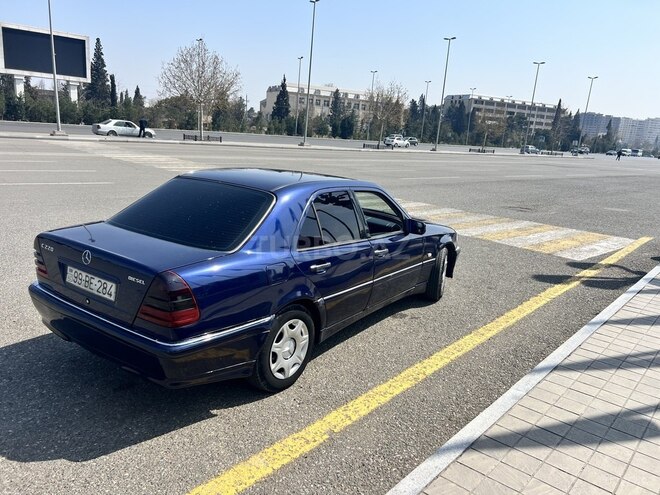 Mercedes C 220 d 1999, 650,000 km - 2.2 л - Gəncə