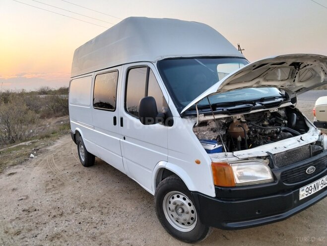 Ford Transit 1997, 520,000 km - 2.5 л - Salyan