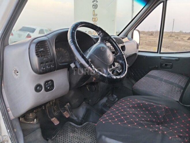 Ford Transit 1997, 520,000 km - 2.5 л - Salyan