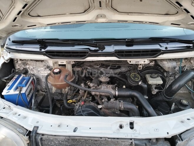 Ford Transit 1997, 520,000 km - 2.5 л - Salyan