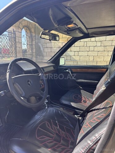 Mercedes E 250 1992, 362,819 km - 2.5 l - Goranboy