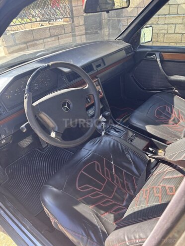 Mercedes E 250 1992, 362,819 km - 2.5 l - Goranboy