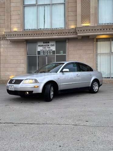 Volkswagen Passat 2001, 220,200 km - 1.8 l - Bakı