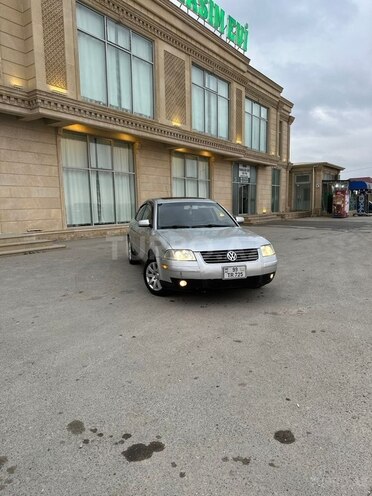Volkswagen Passat 2001, 220,200 km - 1.8 l - Bakı