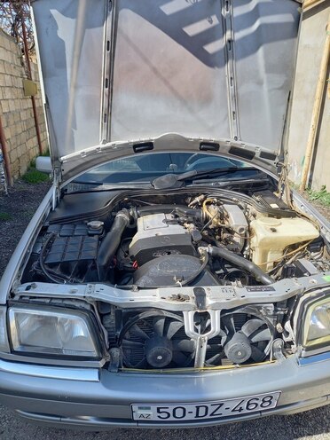 Mercedes C 200 1996, 135,000 km - 2.0 l - Bakı