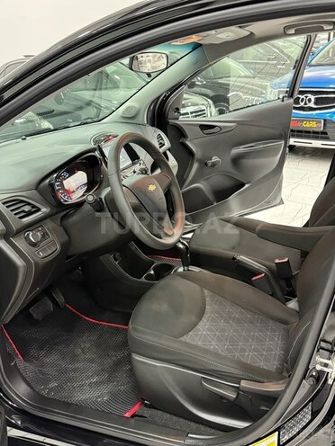 Chevrolet Spark-12