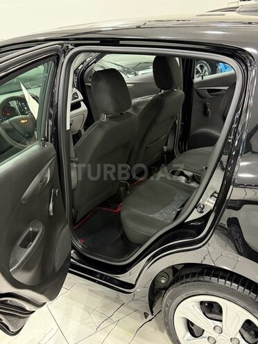 Chevrolet Spark-16