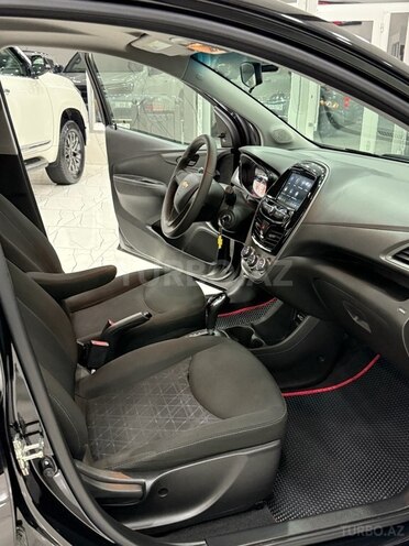 Chevrolet Spark-15