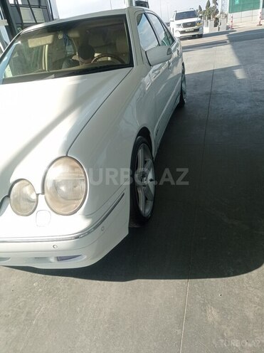 Mercedes E 240 2000, 242,000 km - 2.4 l - Kürdəmir