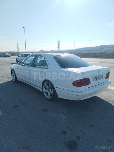 Mercedes E 240 2000, 242,000 km - 2.4 l - Kürdəmir