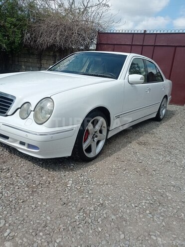 Mercedes E 240 2000, 242,000 km - 2.4 l - Kürdəmir