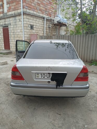 Mercedes C 200 1995, 450,000 km - 2.0 l - İmişli