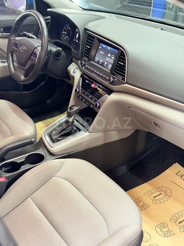 Hyundai Elantra 2018, 78,700 km - 2.0 л - Sumqayıt